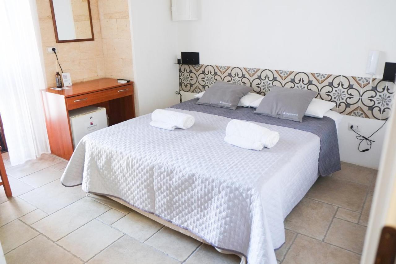 Largo Imperiali B&B Avetrana Luaran gambar